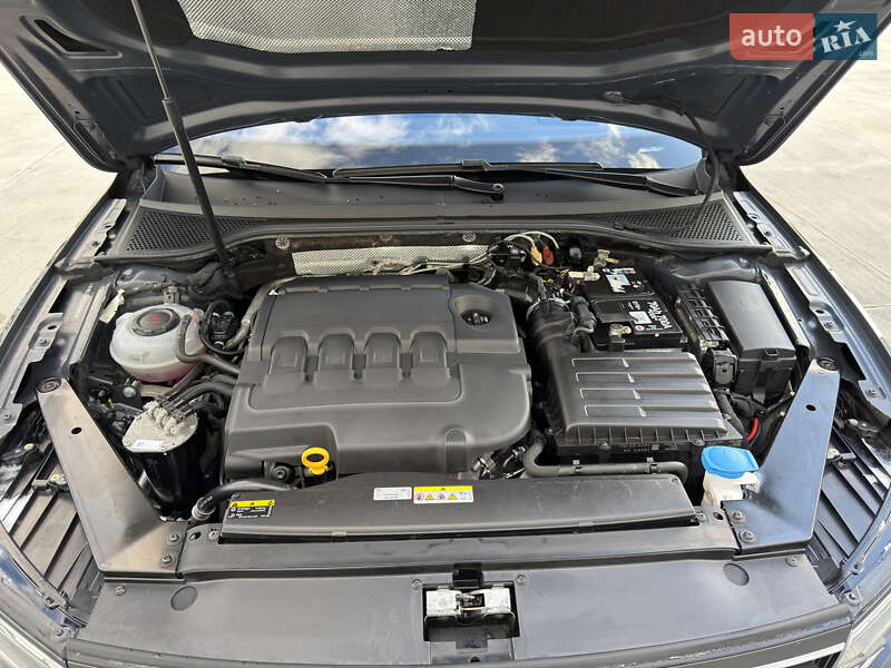 Универсал Volkswagen Passat 2020 в Луцке