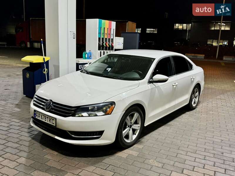 Volkswagen Passat 2011