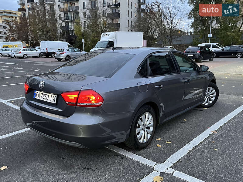 Седан Volkswagen Passat 2012 в Хмельницком