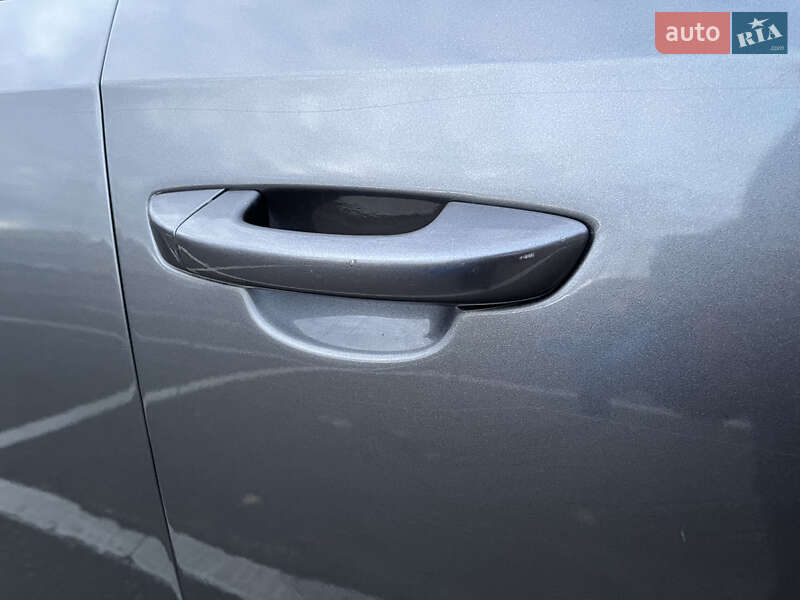 Седан Volkswagen Passat 2012 в Хмельницком