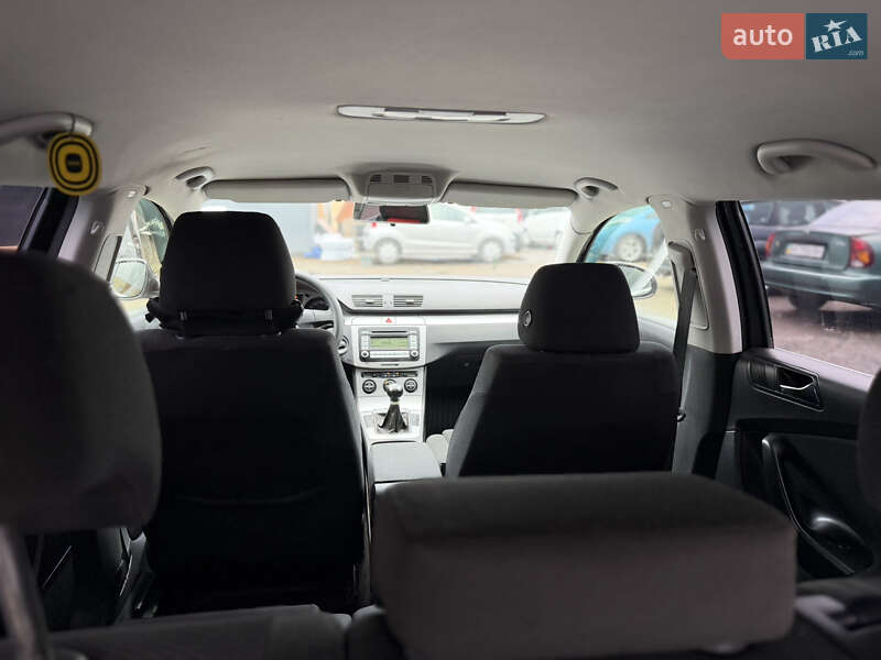 Универсал Volkswagen Passat 2008 в Ровно