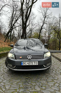 Универсал Volkswagen Passat 2011 в Львове