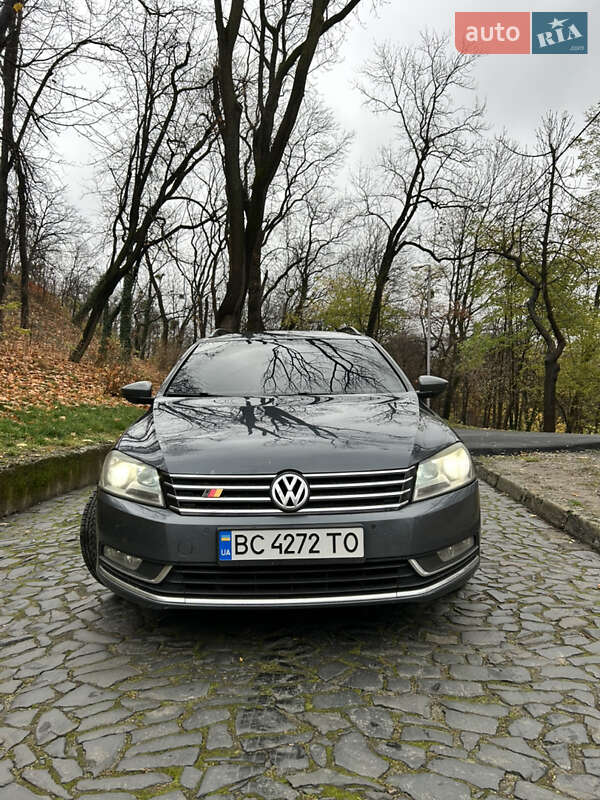 Универсал Volkswagen Passat 2011 в Львове