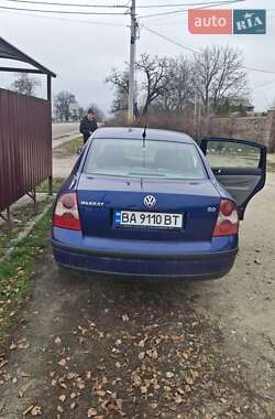 Седан Volkswagen Passat 2001 в Кропивницком