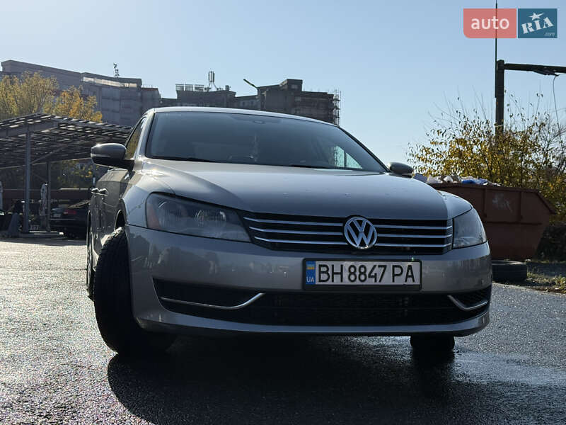Седан Volkswagen Passat 2012 в Измаиле
