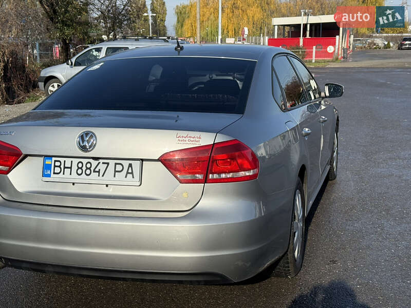 Седан Volkswagen Passat 2012 в Измаиле