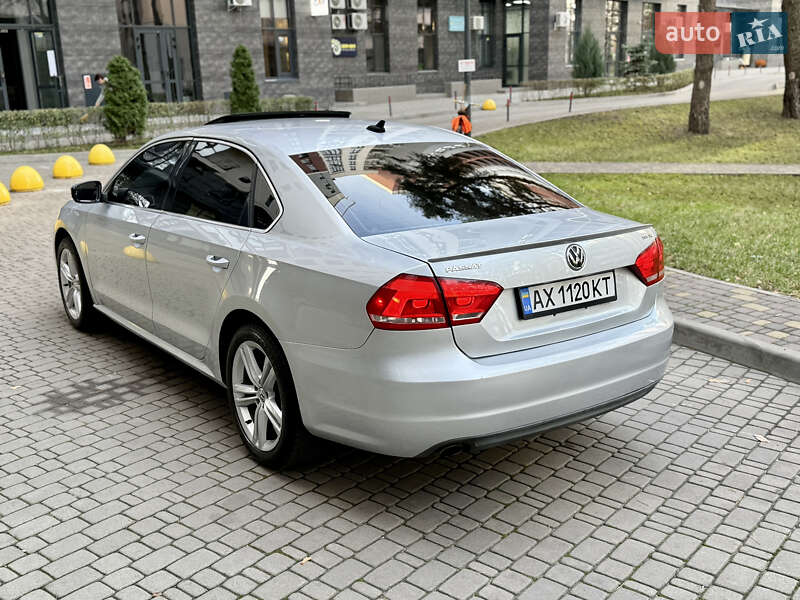 Седан Volkswagen Passat 2014 в Киеве