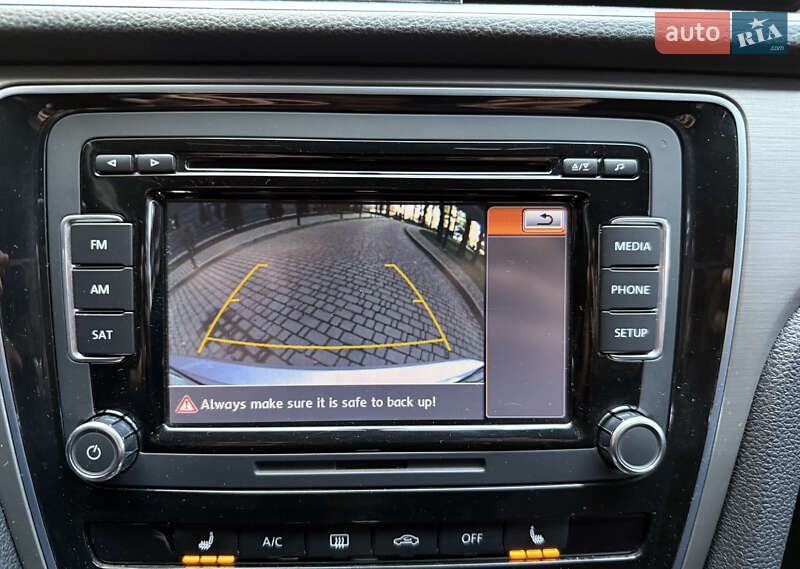 Седан Volkswagen Passat 2014 в Киеве