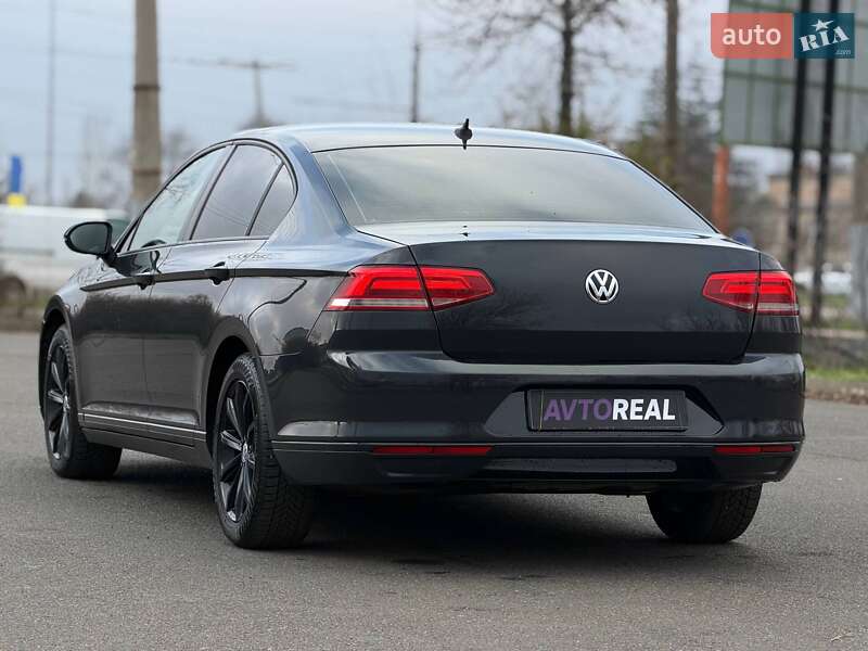 Седан Volkswagen Passat 2015 в Кривом Роге