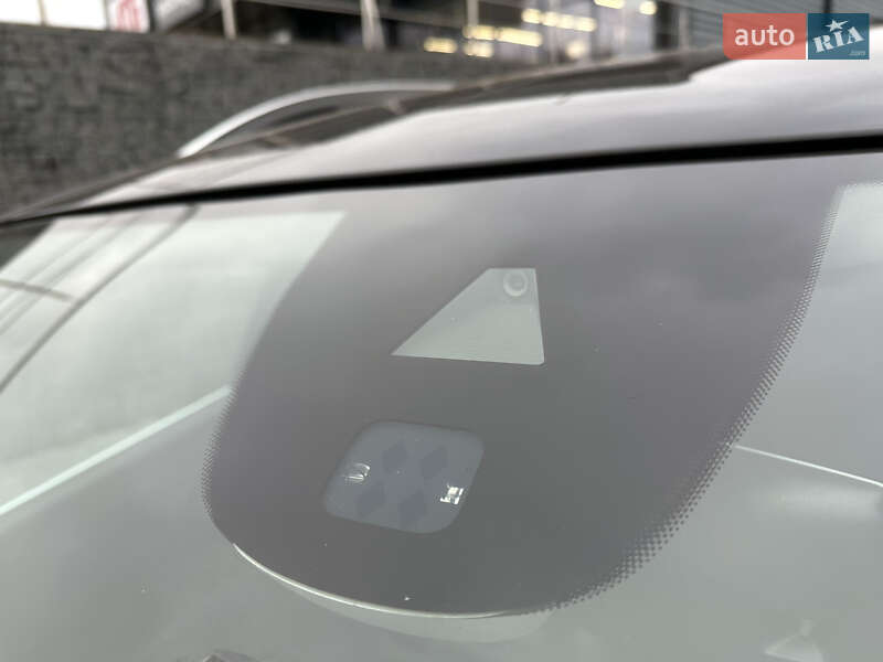 Універсал Volkswagen Passat 2011 в Луцьку