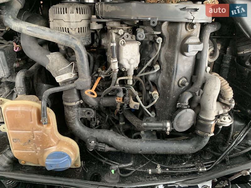 Универсал Volkswagen Passat 1998 в Заречном