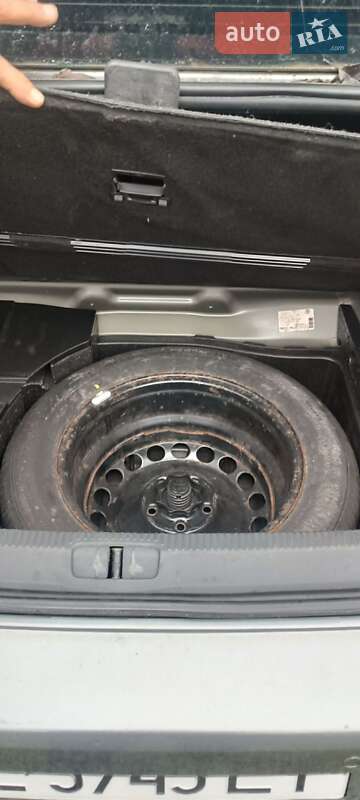 Седан Volkswagen Passat 2006 в Берегомету фото 8 Седан Volkswagen Passat 2006 в Берегомету