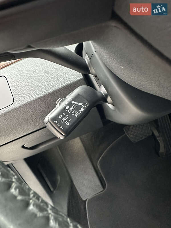 Універсал Volkswagen Passat 2011 в Луцьку