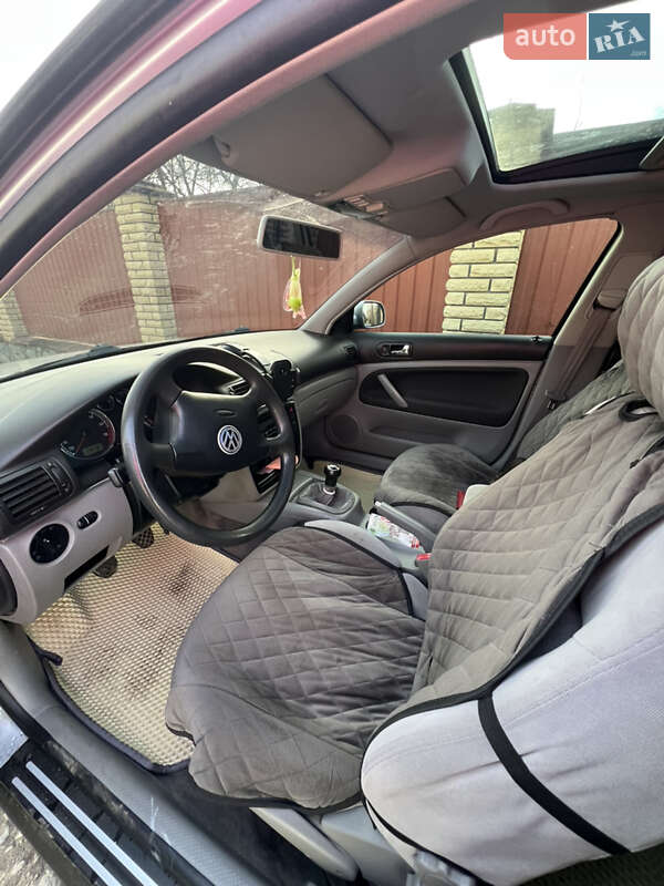 Универсал Volkswagen Passat 2002 в Житомире