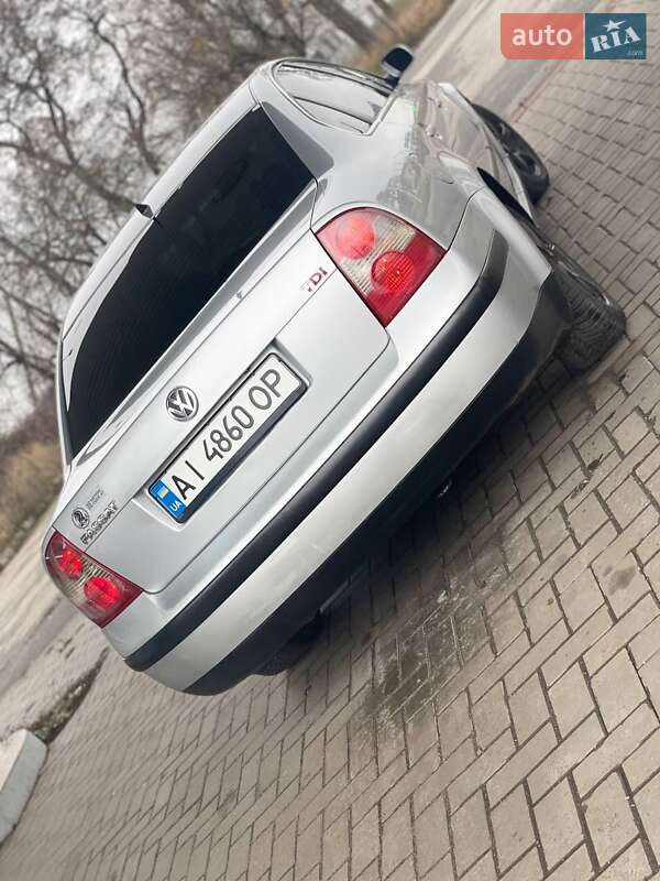Седан Volkswagen Passat 2002 в Полтаве