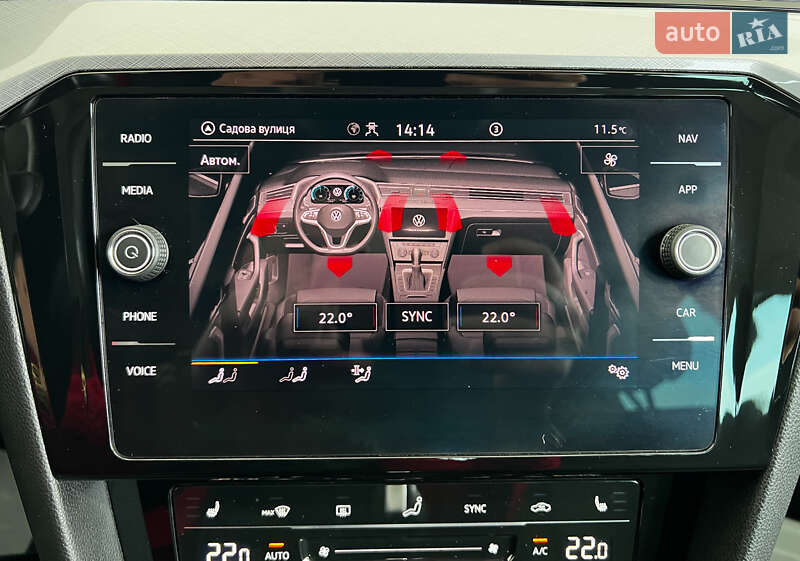 Универсал Volkswagen Passat 2021 в Львове