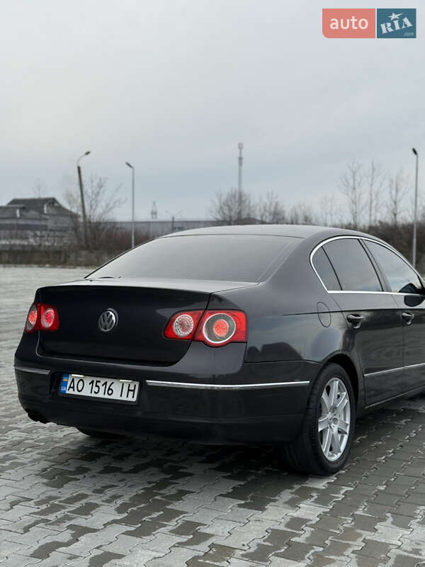 Седан Volkswagen Passat 2006 в Мукачево