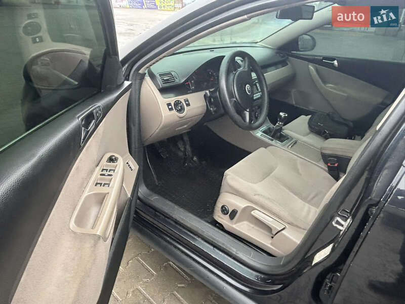 Универсал Volkswagen Passat 2006 в Арцизе