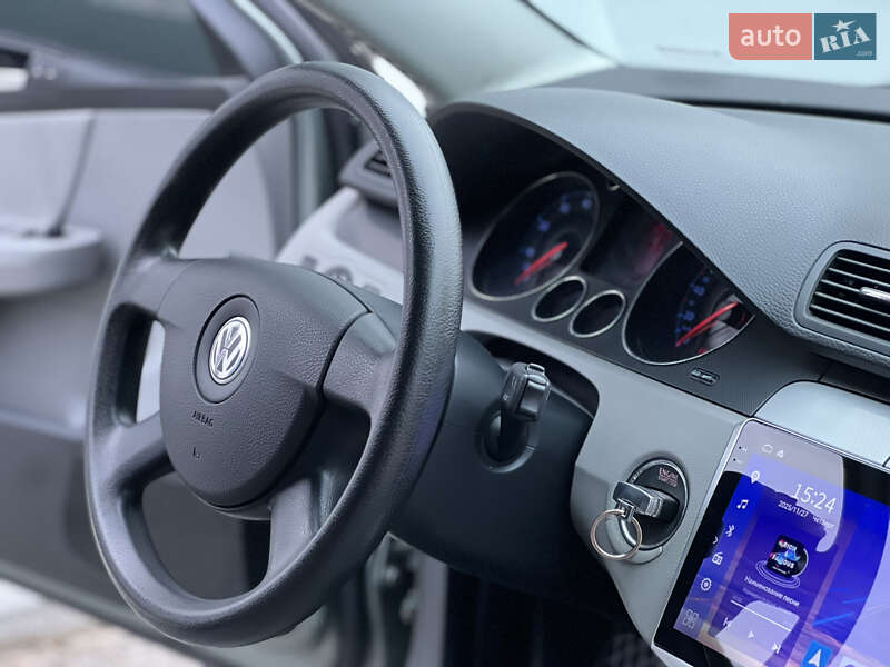 Седан Volkswagen Passat 2006 в Тернополе
