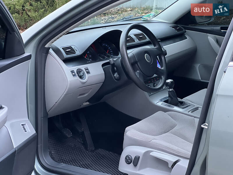 Седан Volkswagen Passat 2006 в Тернополе