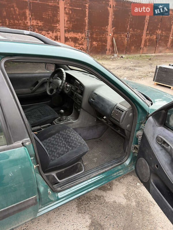 Универсал Volkswagen Passat 1994 в Днепре фото 6 Универсал Volkswagen Passat 1994 в Днепре