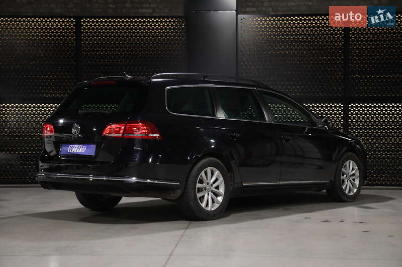 Универсал Volkswagen Passat 2013 в Луцке
