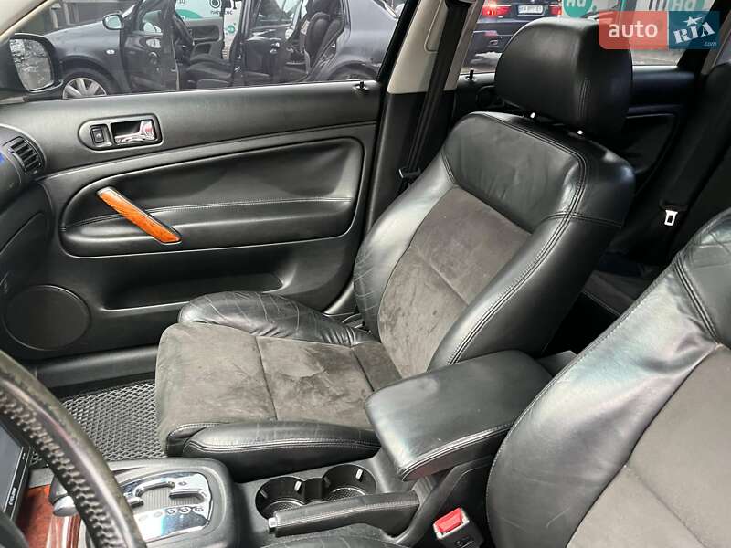 Седан Volkswagen Passat 2001 в Вишневом