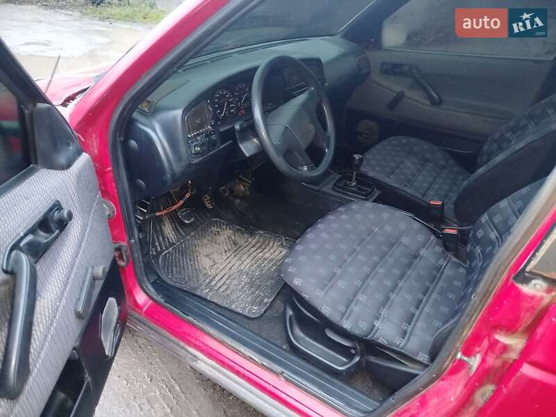 Универсал Volkswagen Passat 1992 в Каменец-Подольском фото 9 Универсал Volkswagen Passat 1992 в Каменец-Подольском