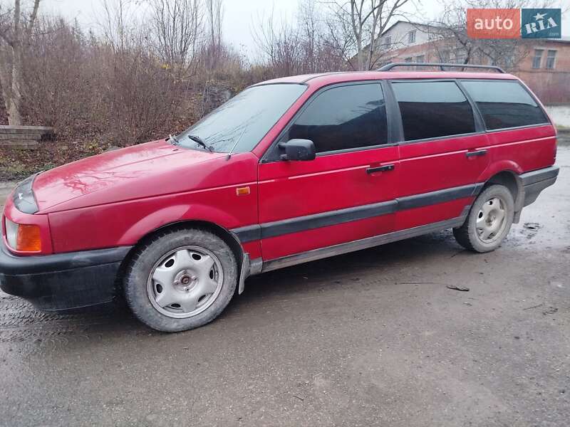 Универсал Volkswagen Passat 1992 в Каменец-Подольском фото 2 Универсал Volkswagen Passat 1992 в Каменец-Подольском