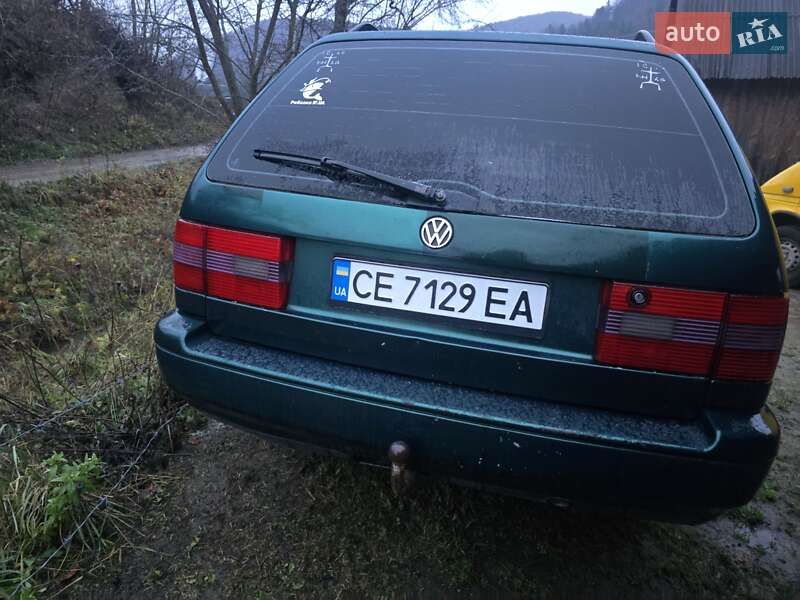 Універсал Volkswagen Passat 1995 в Сторожинці