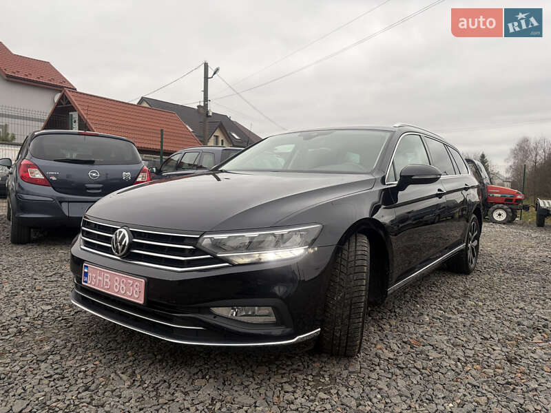 Универсал Volkswagen Passat 2020 в Львове