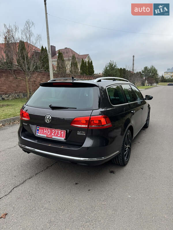 Універсал Volkswagen Passat 2012 в Рівному