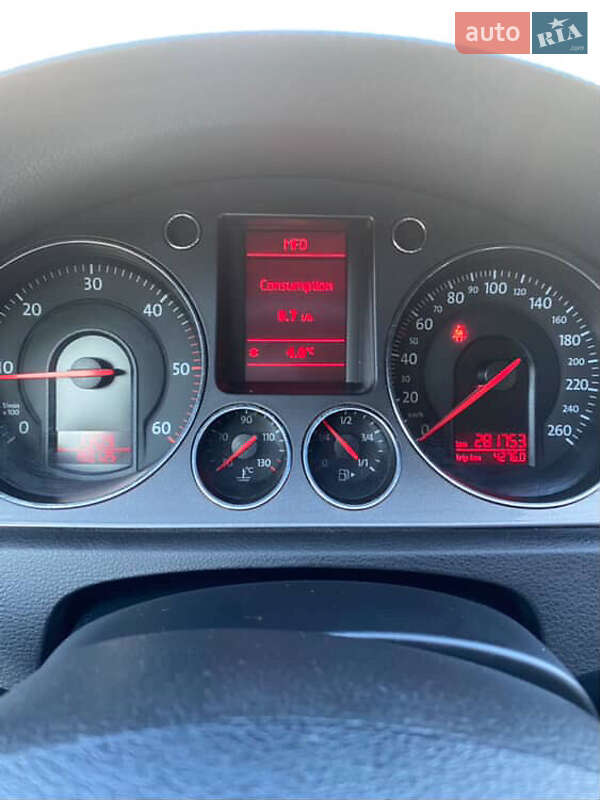 Універсал Volkswagen Passat 2008 в Жидачові