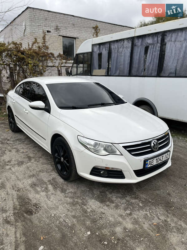 Volkswagen Passat 2010