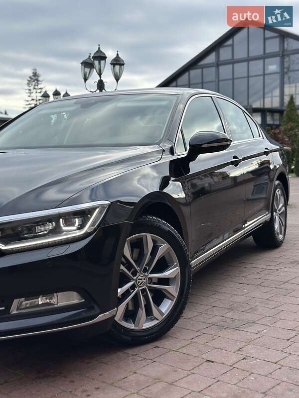 Седан Volkswagen Passat 2016 в Стрые