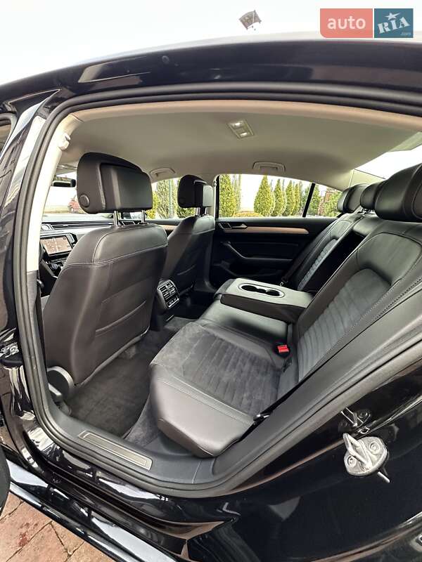 Седан Volkswagen Passat 2016 в Стрые