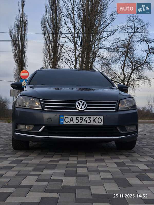 Универсал Volkswagen Passat 2011 в Каневе
