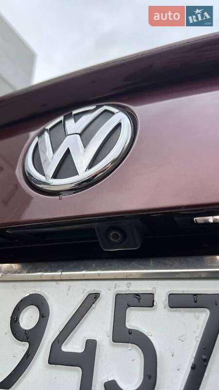 Седан Volkswagen Passat 2014 в Кривом Роге