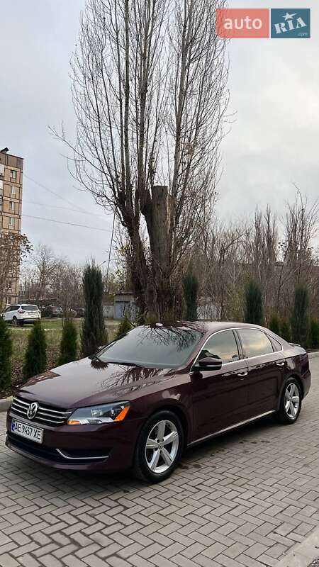 Седан Volkswagen Passat 2014 в Кривом Роге