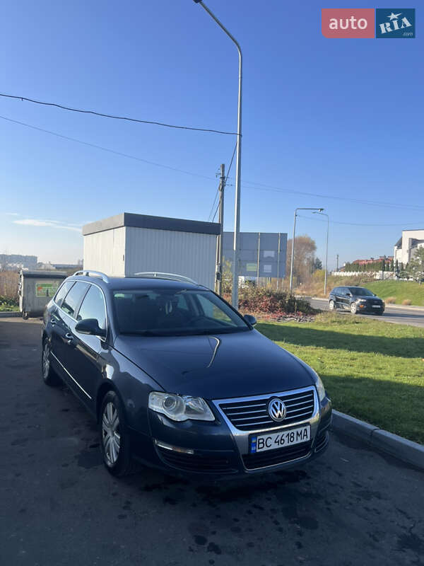 Универсал Volkswagen Passat 2008 в Львове