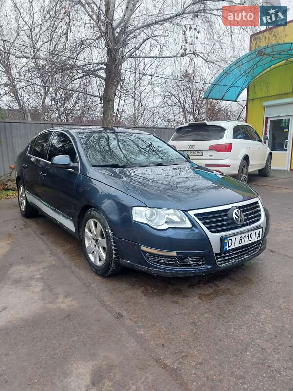 Седан Volkswagen Passat 2005 в Слов'янську