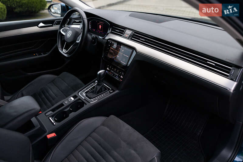 Универсал Volkswagen Passat 2021 в Луцке