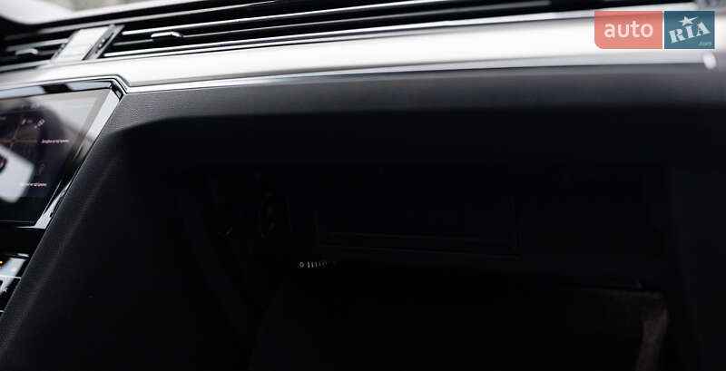 Универсал Volkswagen Passat 2021 в Луцке