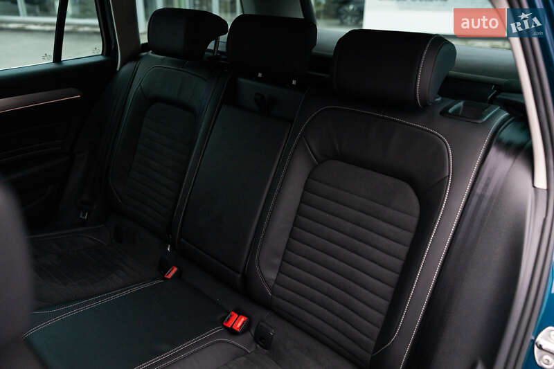 Универсал Volkswagen Passat 2021 в Луцке