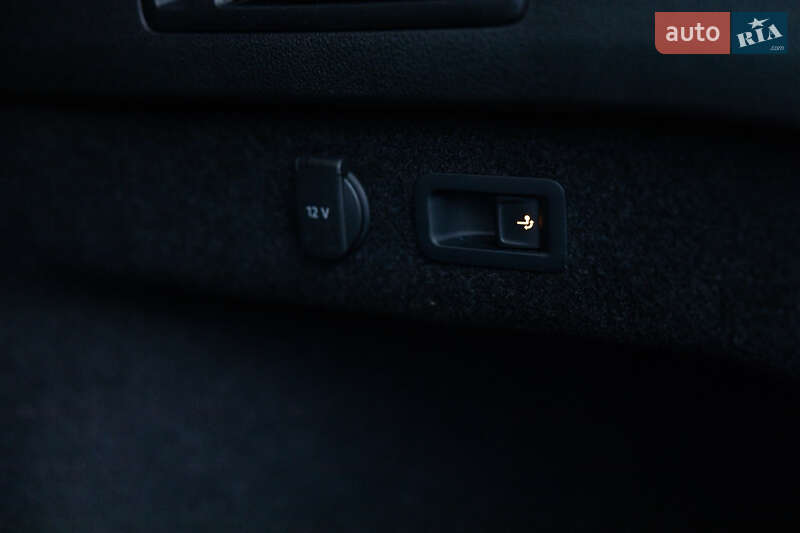 Универсал Volkswagen Passat 2021 в Луцке