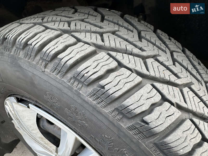 Седан Volkswagen Passat 2000 в Коростене фото 15 Седан Volkswagen Passat 2000 в Коростене