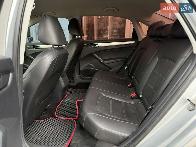 Седан Volkswagen Passat 2016 в Киеве