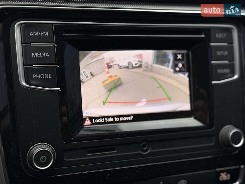 Седан Volkswagen Passat 2016 в Киеве