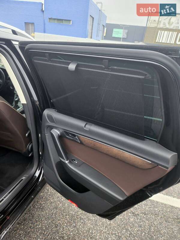 Универсал Volkswagen Passat 2013 в Киеве