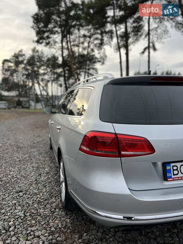 Універсал Volkswagen Passat 2013 в Бродах